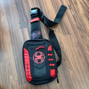 Marvel SpiderMan  bioworld miles morales sling bag